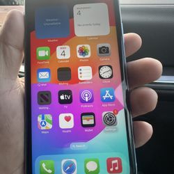 iPhone XR 64gb 