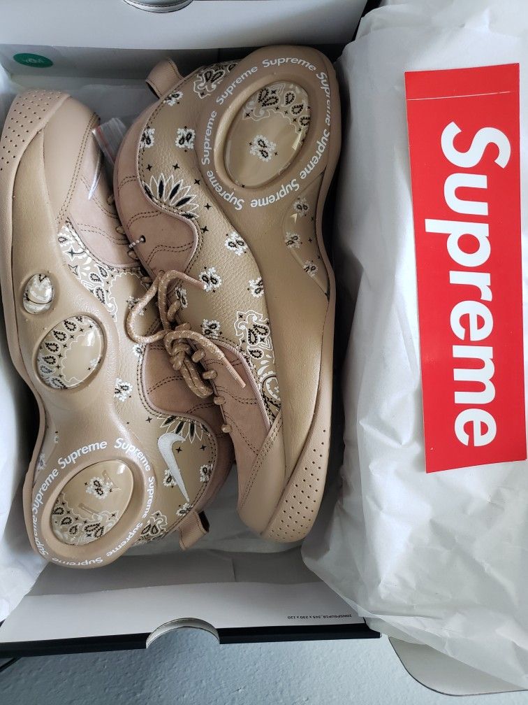 Supreme Flight 95 Zoom 8.5M and 10M