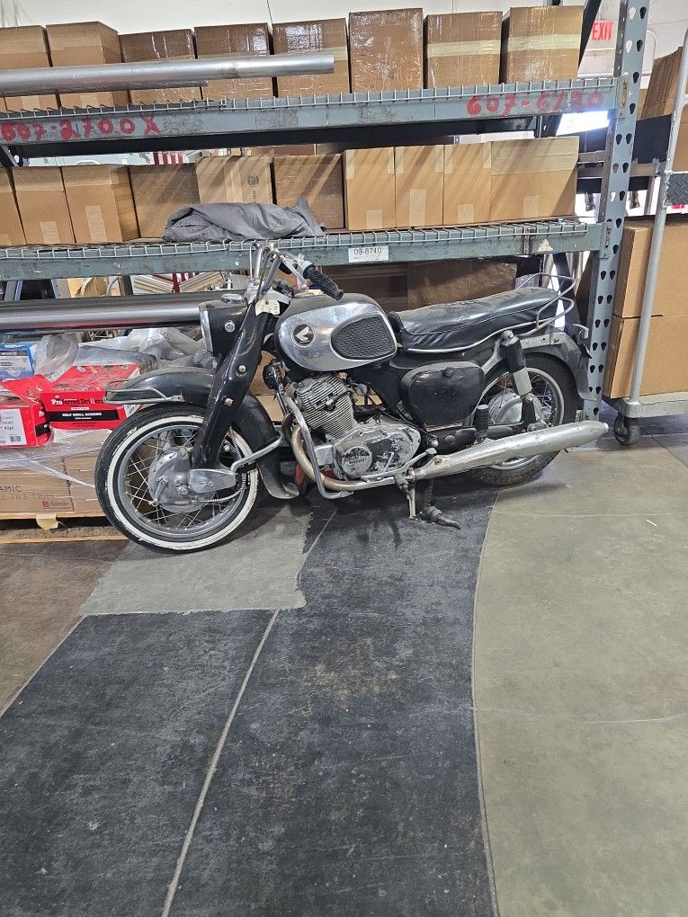 1964 Honda 305 Dream