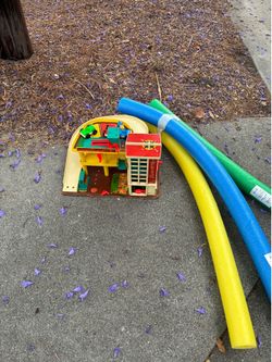Free toys