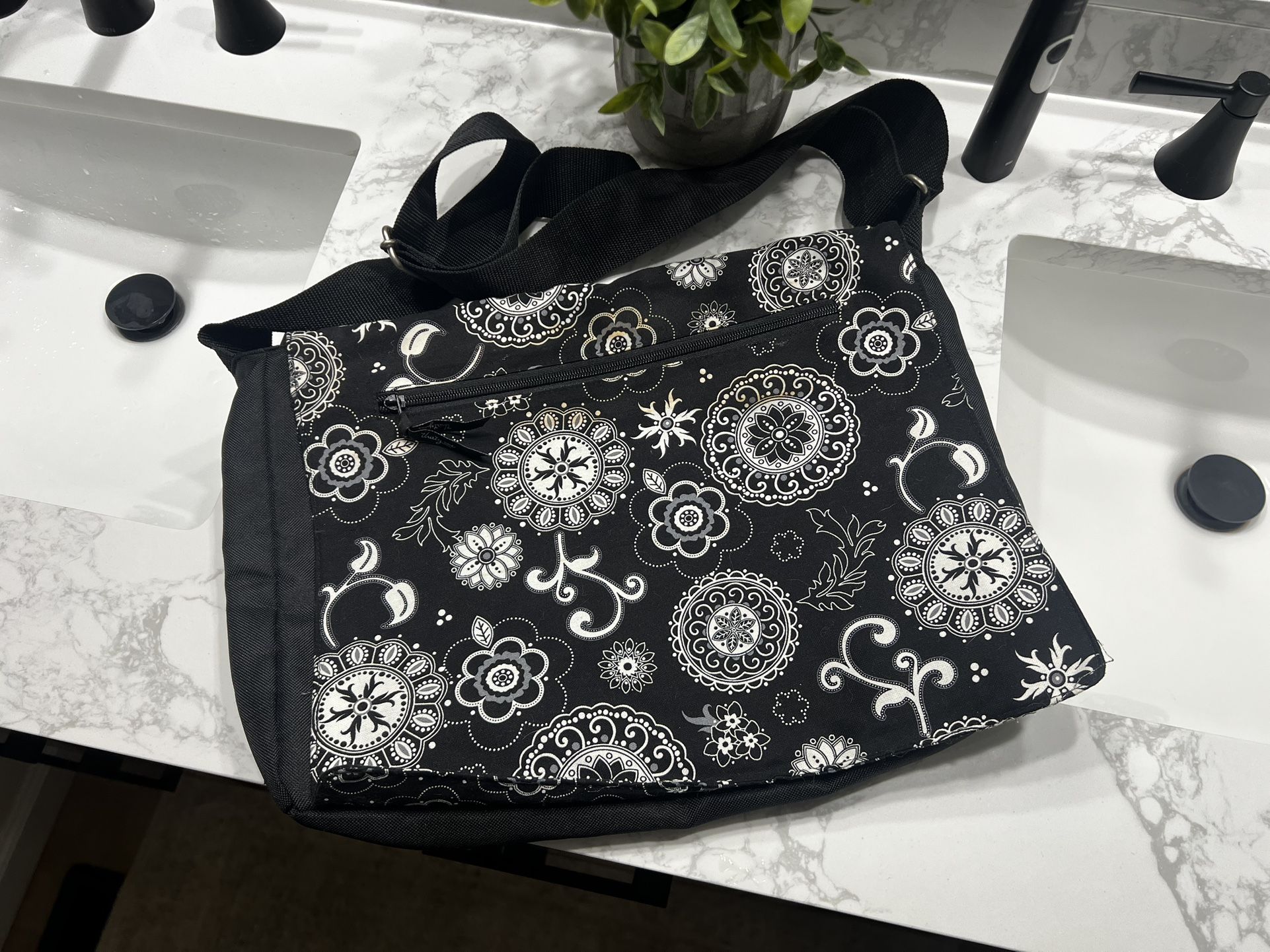 Thirty-one Reversible Flap Tote Bag