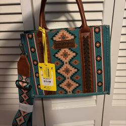 Wrangler Western Cross Body Purse With Strap **NEW**