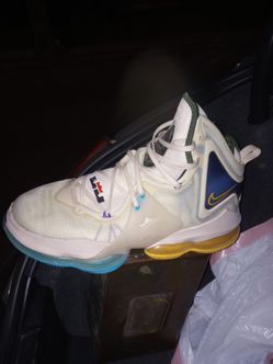 Nike Lebron pearl white