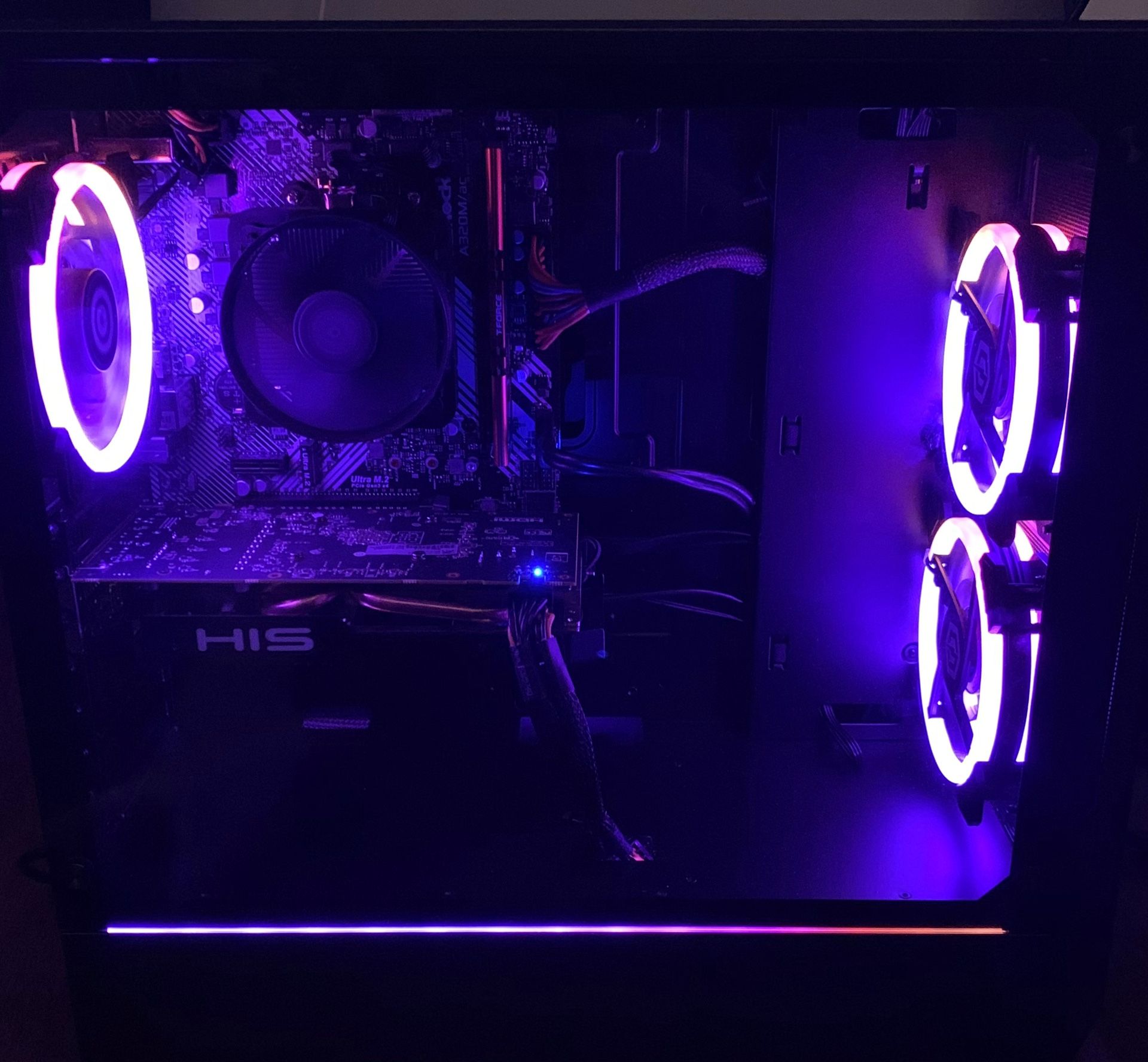 Gaming PC (almost brand new)