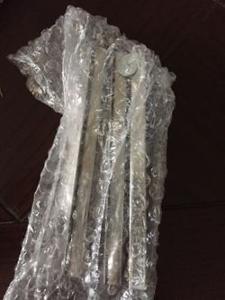 Grill burner crossover