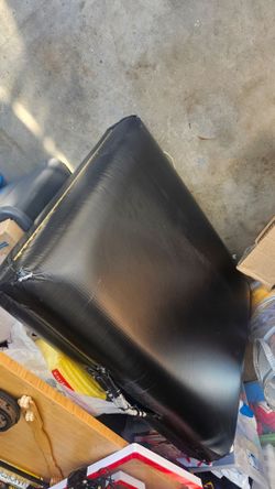 Massage table - FREE