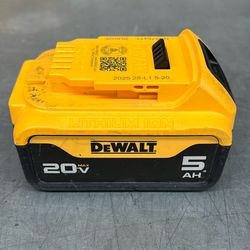 Dewalt DCB205 20v 5ah Battery Pack