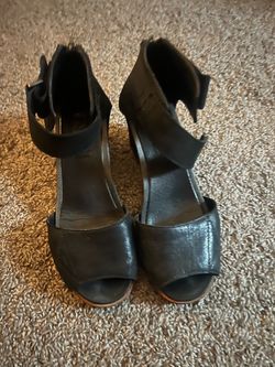 Sorles leather sandals