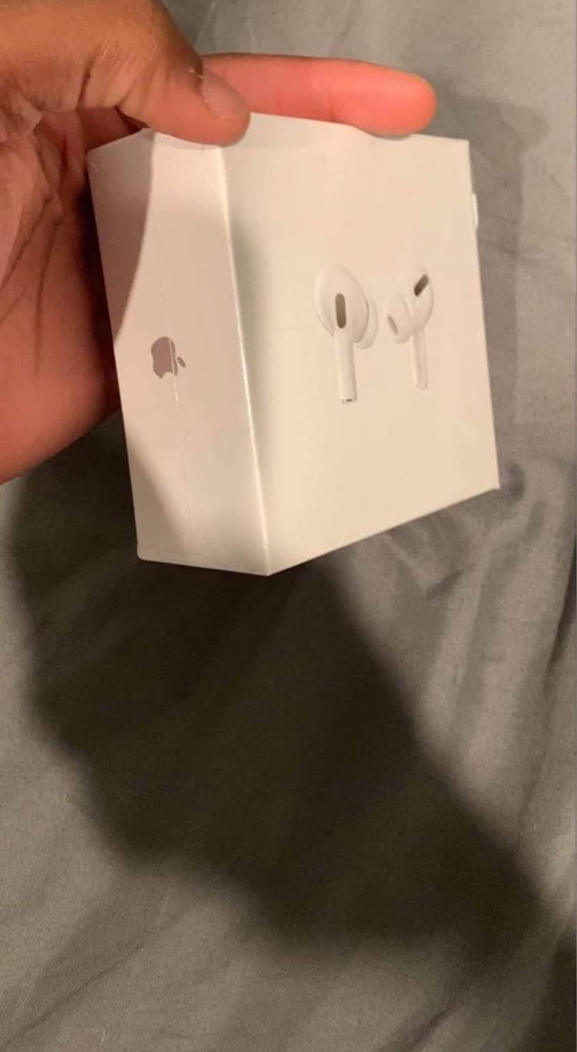 AirPods Pro’s 