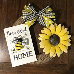 Wreath -Bee Theme