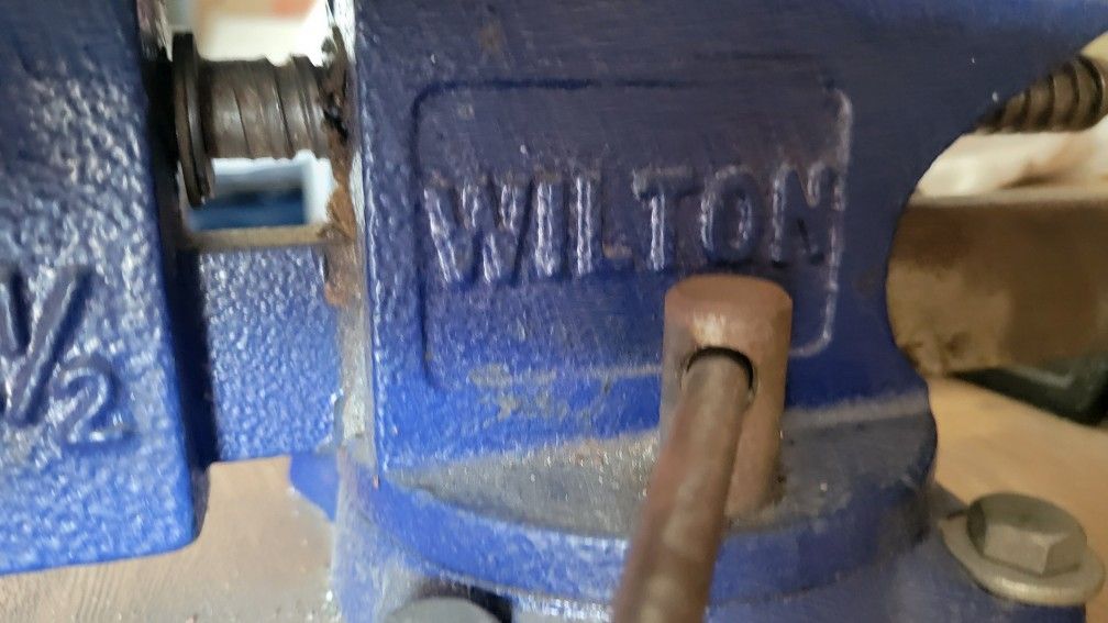 Wilton 4 1/2" general use Vise