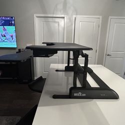VariDesk: Adjustable stand up desk