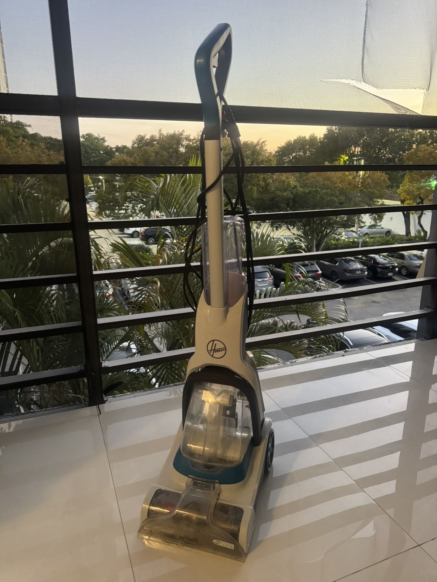 Hoover carpet cleaner