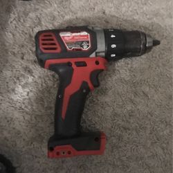 MILWAUKEE 18V DRILL/DRIVER