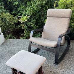 Ikea Rocking chair with small pouf🌺great condition 