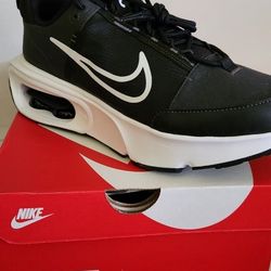 Nike Shoes  Size  9