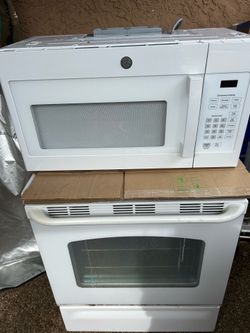 GE above stove microwave.