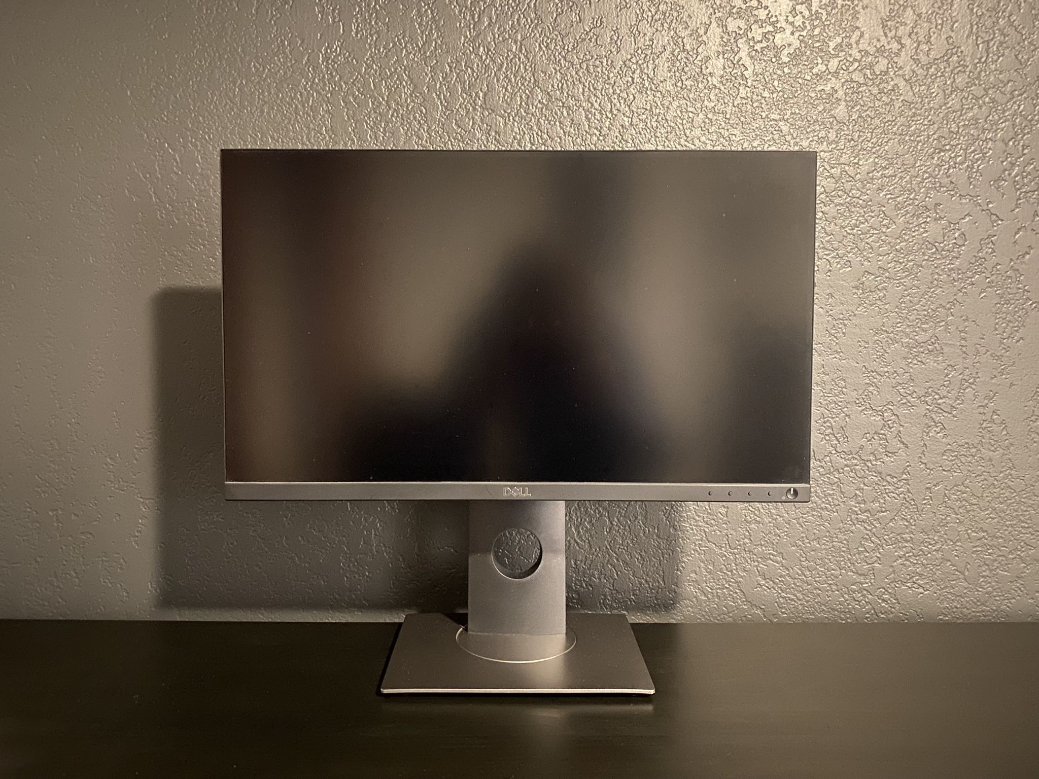 Dell UHD Computer Monitor (x2)