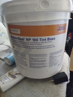 Master Seal NP 100 Tint Base