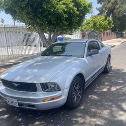 2005 Ford Mustang