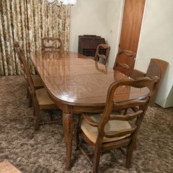 Dining Table With 6 Chairs, Table Cover Included 