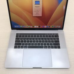 MacBook Pro - 15” 2018 Silver