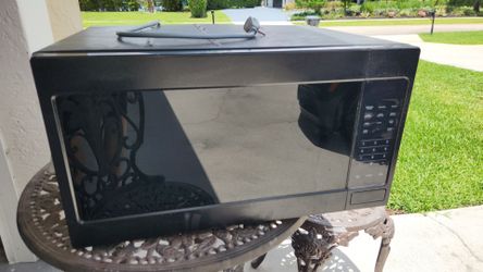 Microwave Thermador, Works Great