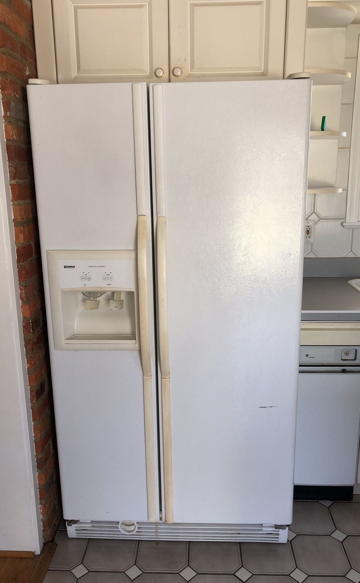 Kenmore Fridge Refrigerator (used but works)