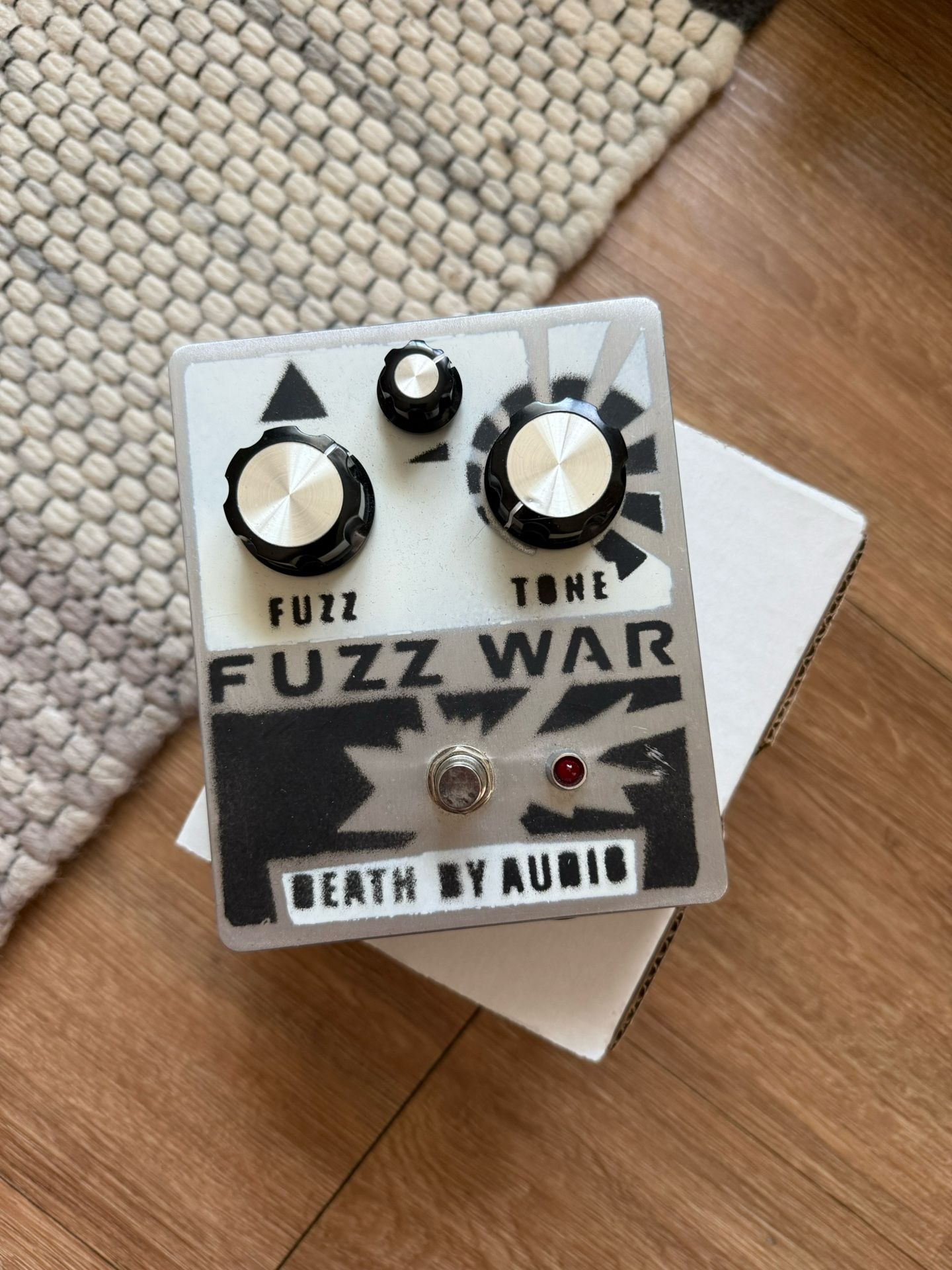 Death By Audio Fuzz War 