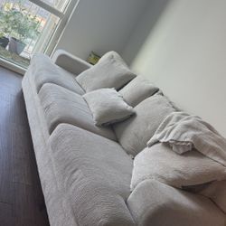 Cream Couch – Super Comfy 🤍