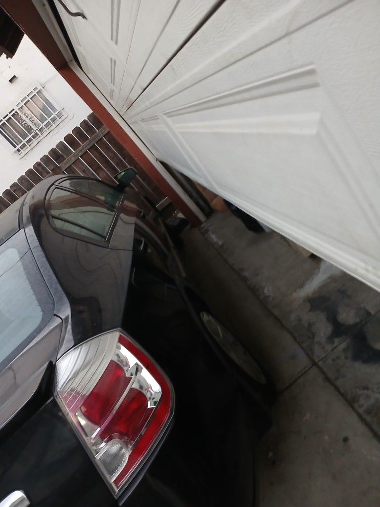 20112 Nissan Sentra Parting Out