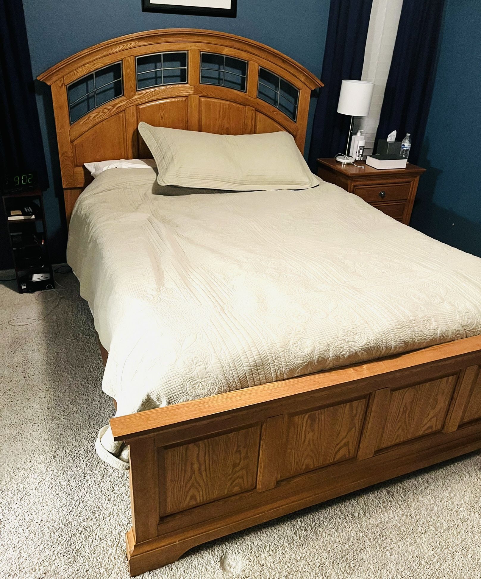 Queen Bedroom Set