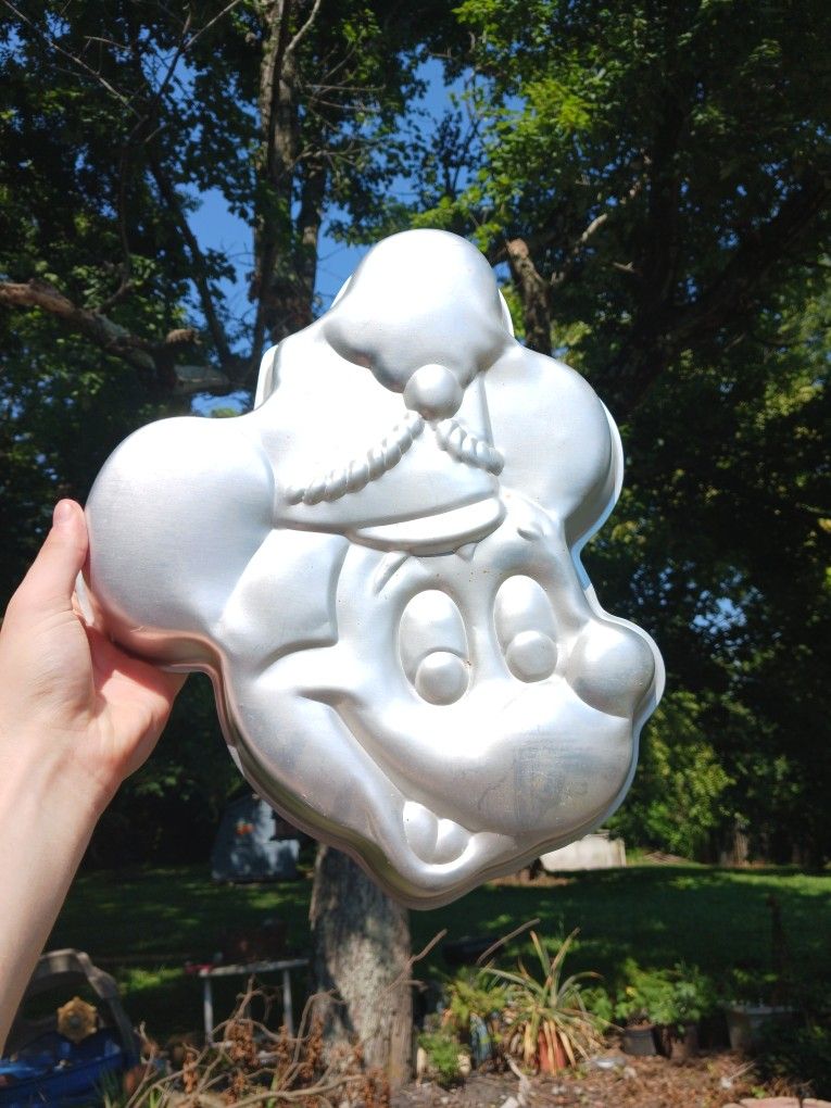 Vintage Wilton Mickey Mouse Walt Disney Productions Cake Pan Chicago 515-302