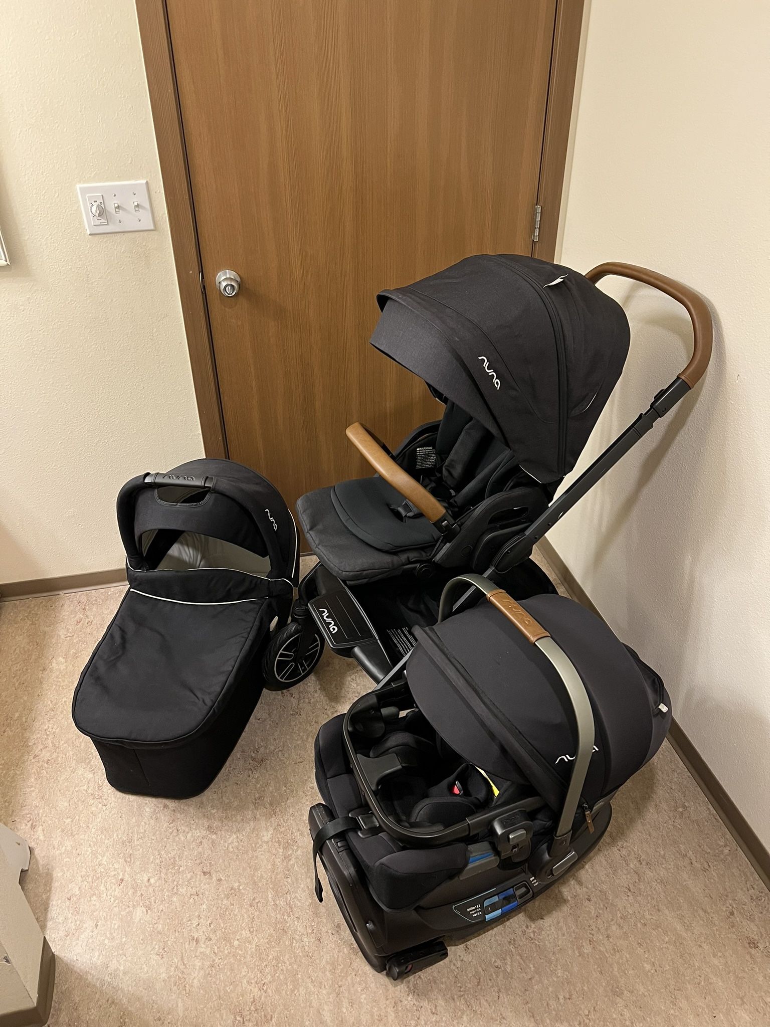 Nuna Stroller MIXX and Car Seat 