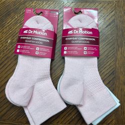 NWT Dr. Motion Everyday Compression quarter Socks 4 pairs