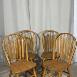 Arrowback Windsor Dining Chairs (4)