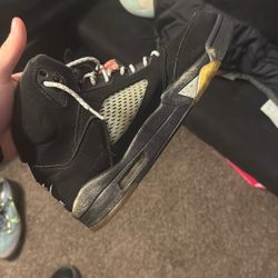 JORDAN 5 RETRO