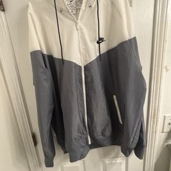 2XL NIKE WINDBREAKER WORN GREY/WHITE