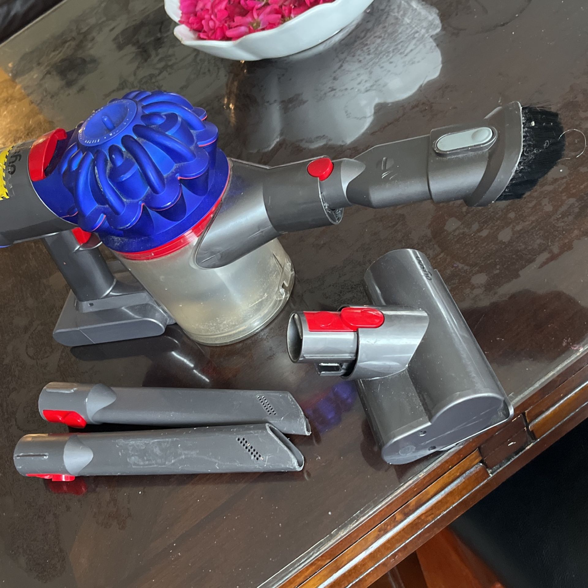 Dyson Portable Vacuum V7 Trigger Pro