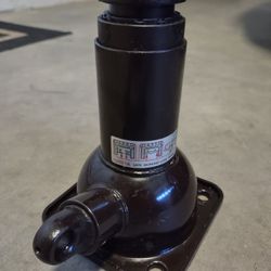 Toyota OEM Bottle Jack 