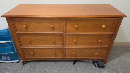 6 Drawer Wooden Dresser