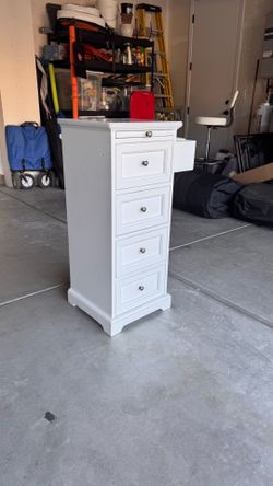Minerva Wood Stylist Station w/ Genuine Marble Top – White Salon Cabinet