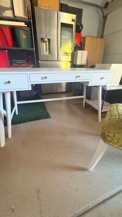 White Desk