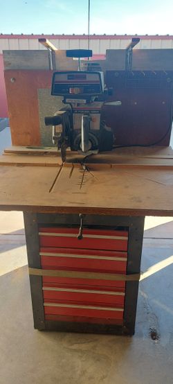Craftsman 10" Radial Arm Saw With Table/Stand