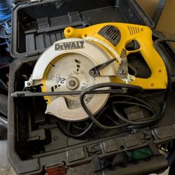 Dewalt framing saw