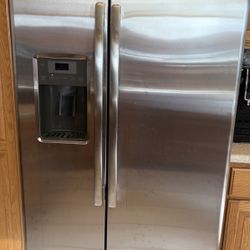 GE Profile Refrigerator Freezer