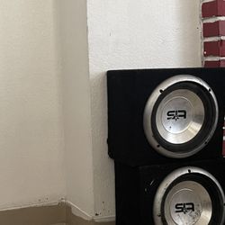 2 10 Inch Tis Subwoofers 