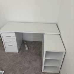 White corner desk