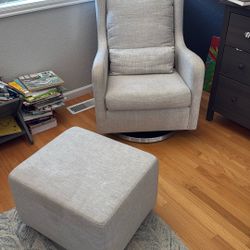 Crate & Barrel Monte Nursery Glider Chair & Ottoman 