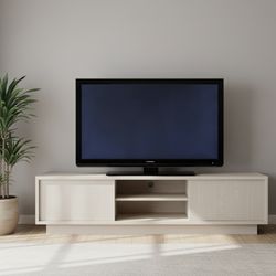 📺 Vintage Toshiba 40-42" HDTV (Great for Gaming/Guest Room)